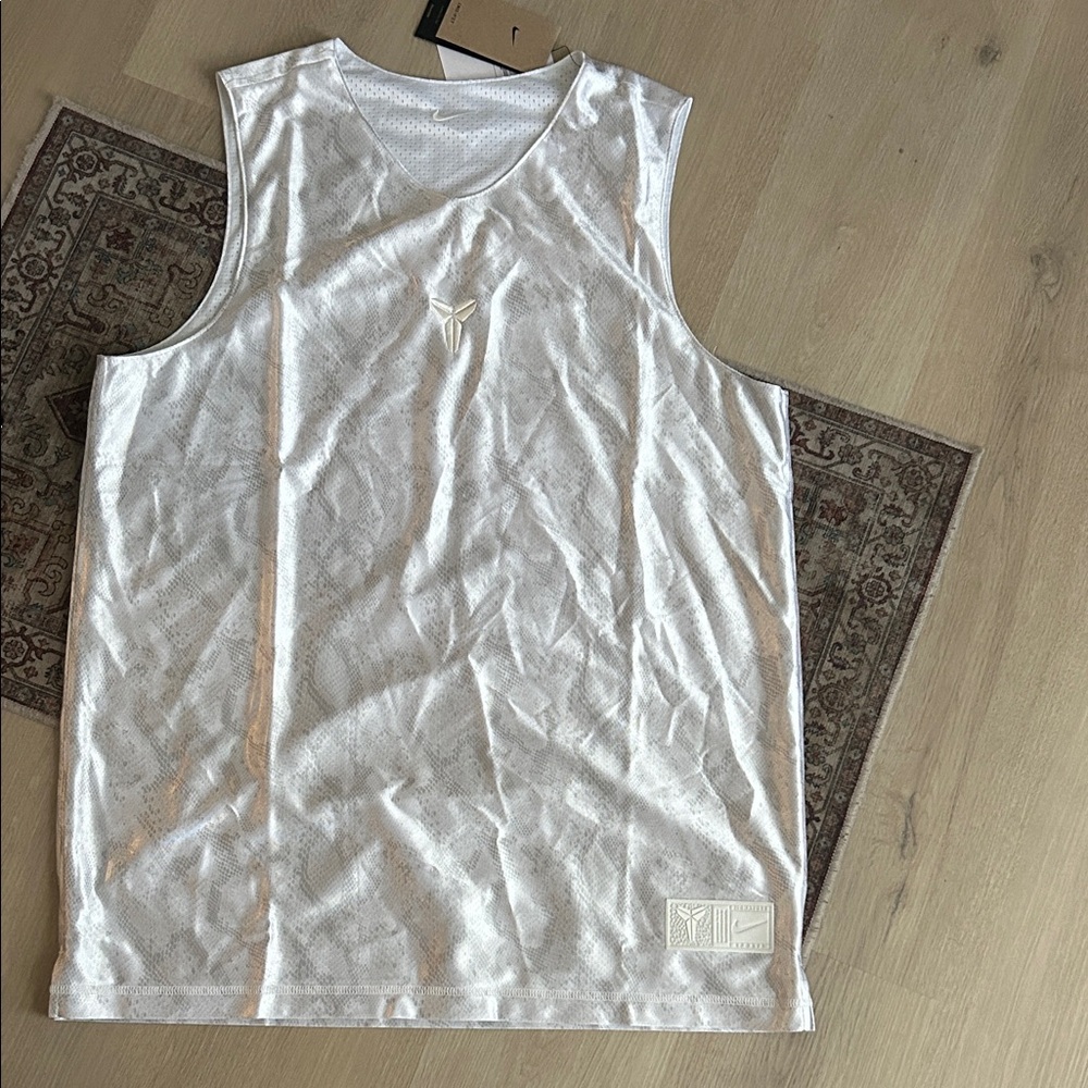 Nike kobe bryant reversible basketball jersey